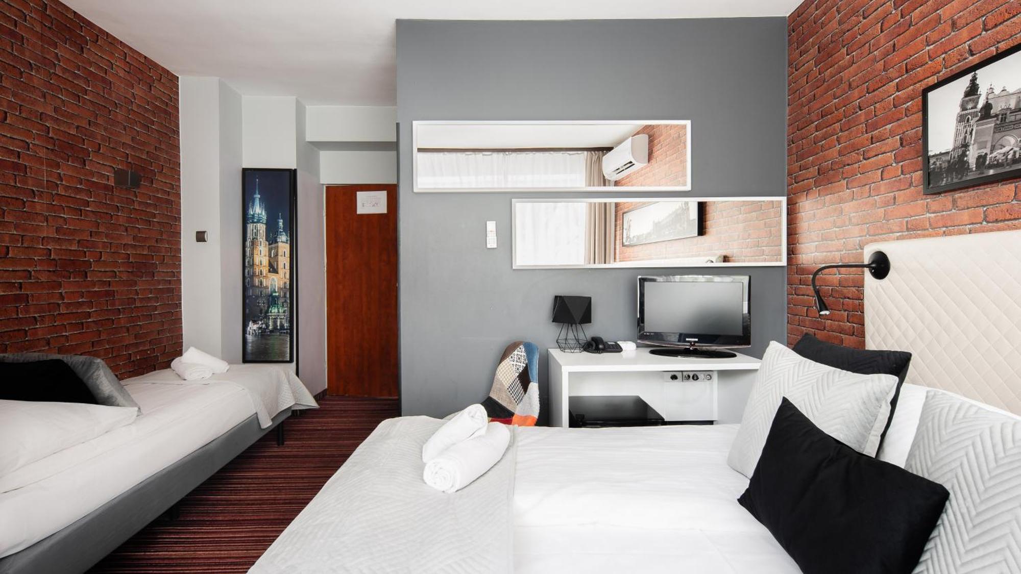 Hotel Delta كراكوفيا المظهر الخارجي الصورة