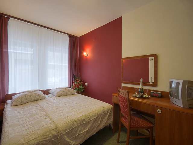 Hotel Delta كراكوفيا المظهر الخارجي الصورة